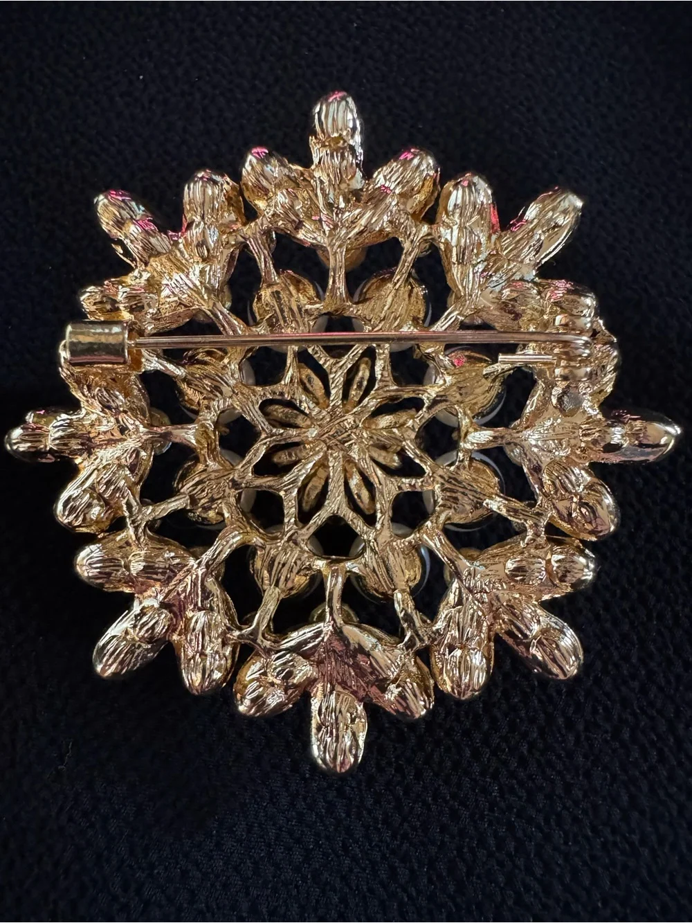 Vintage Gold Tone Floral Brooch